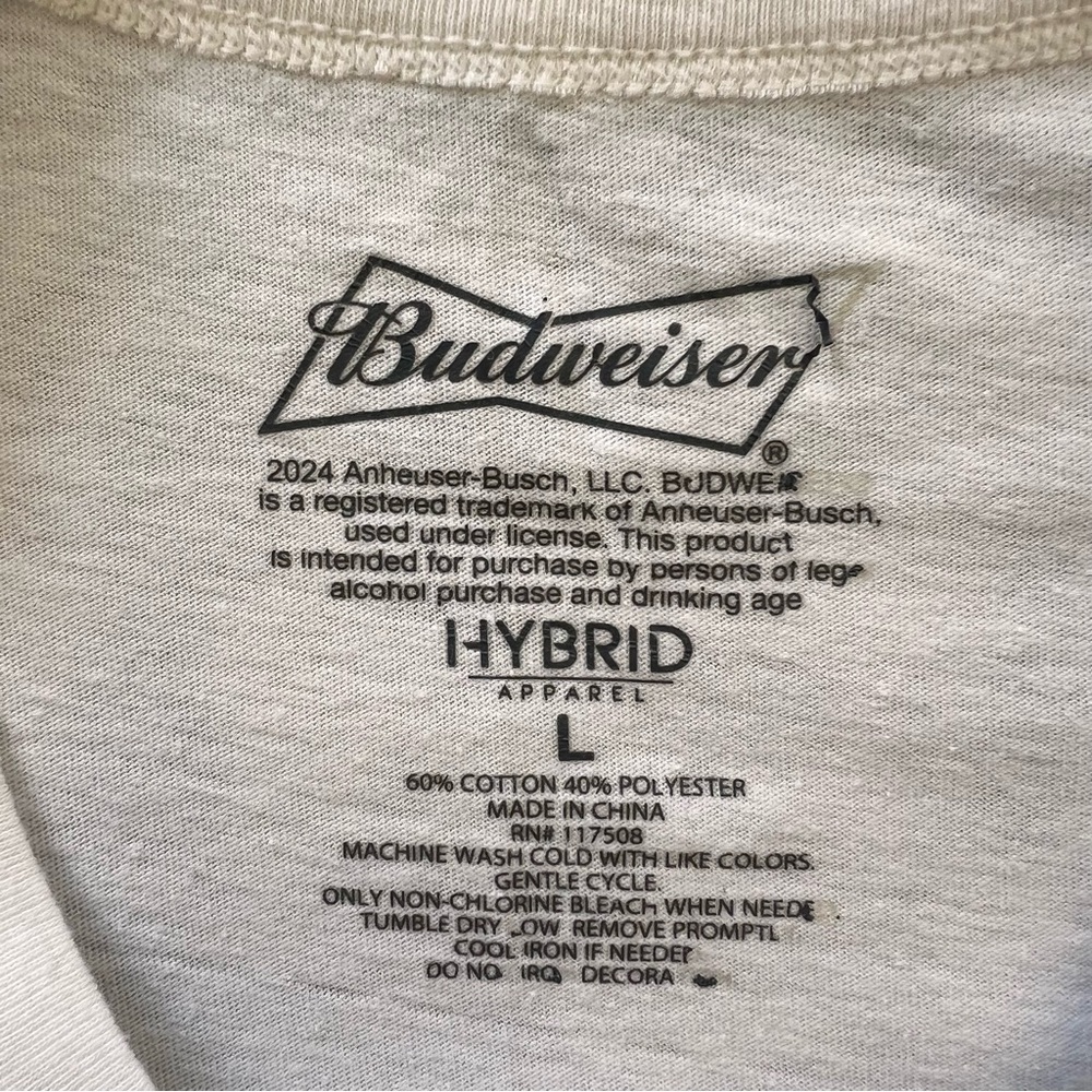 Budweiser Graphic T-Shirt- L - Picture 3 of 4